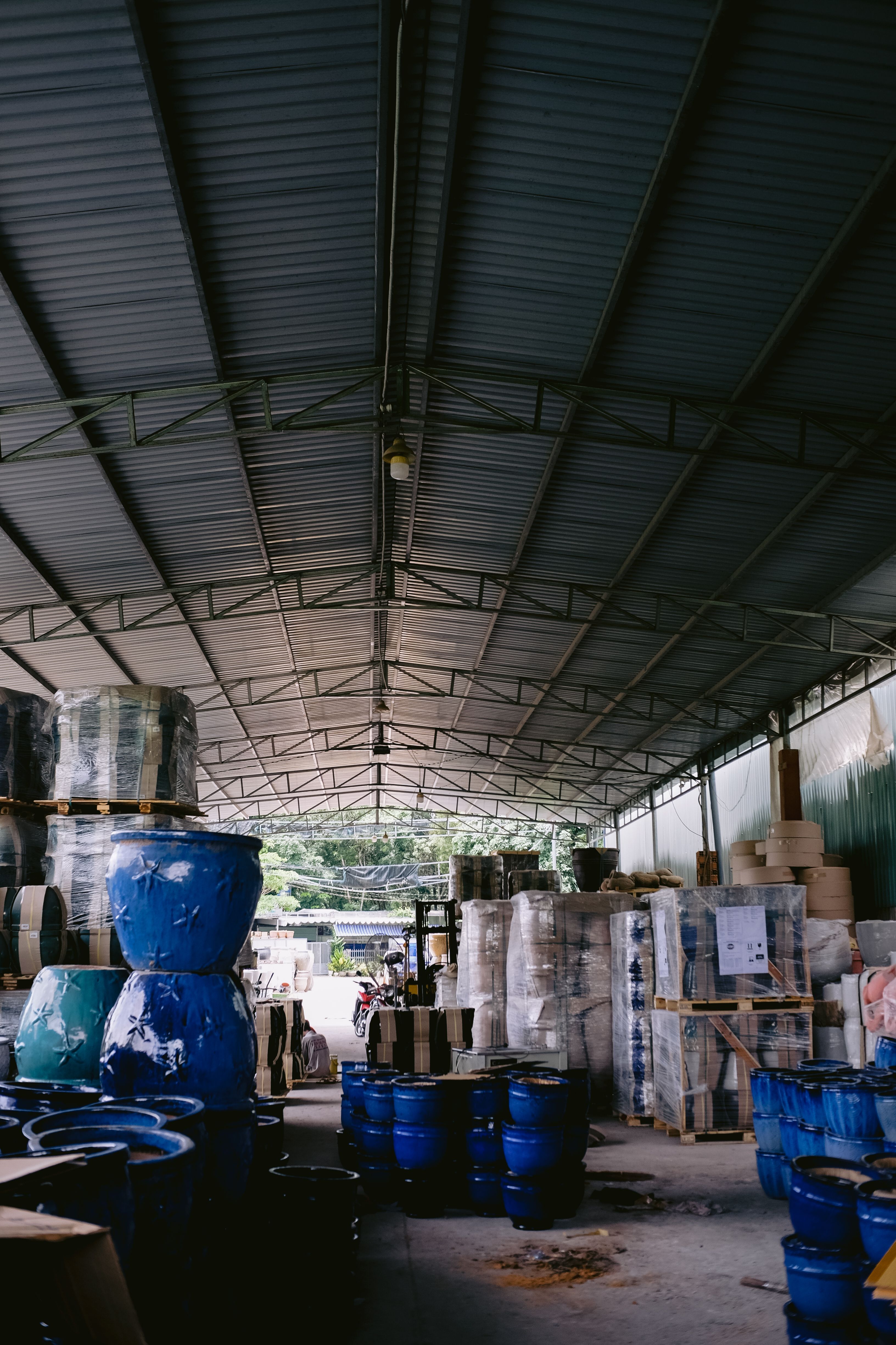 5 Tanda Anda Sudah Saatnya Beralih ke Jasa Kargo Profesional