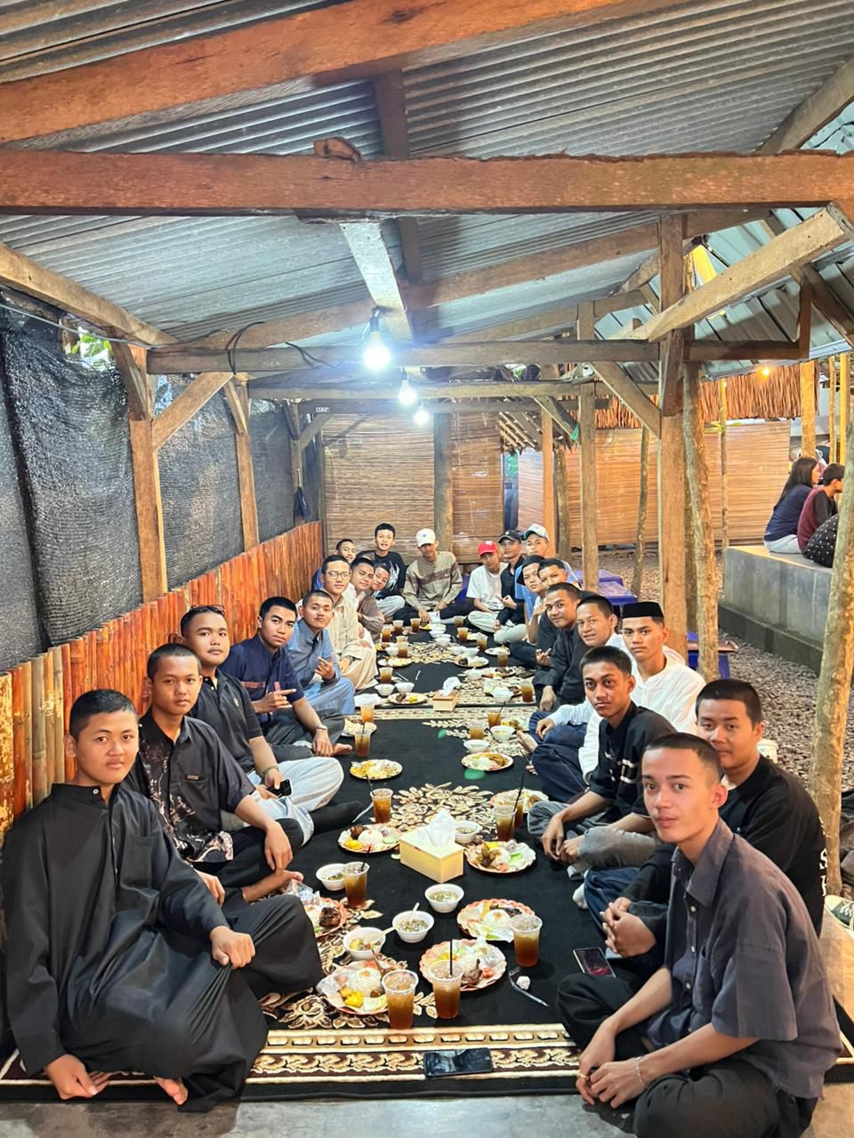 Destinasi Bukber Hemat dan Asri di Tengah Kota Cilegon  C