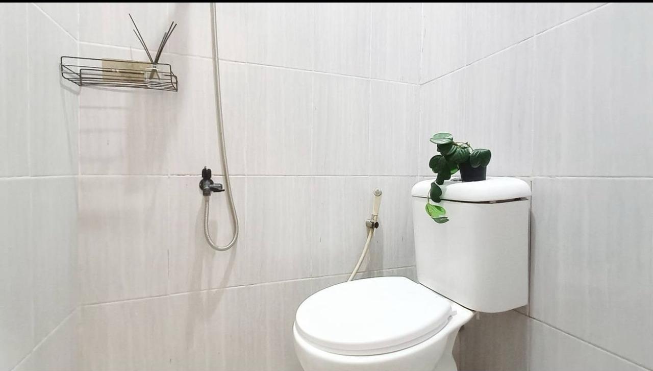 Kamar Mandi Kosy Kost